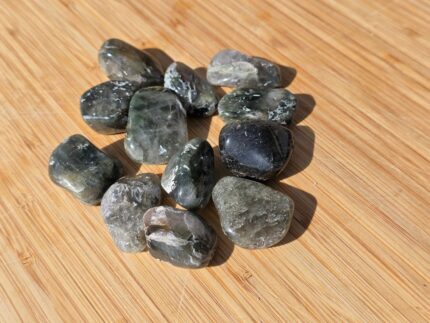 Quartz Prasé Poli – Environ 4 cm